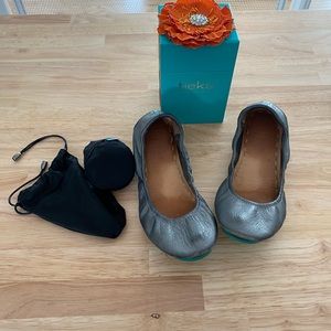 Tieks Metallic Pewter size 7 in original box with bags. Good condition